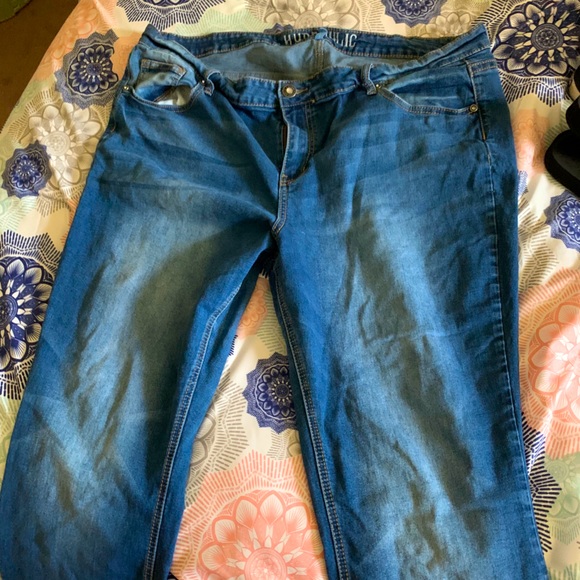 Plus size hydraulic jeans
